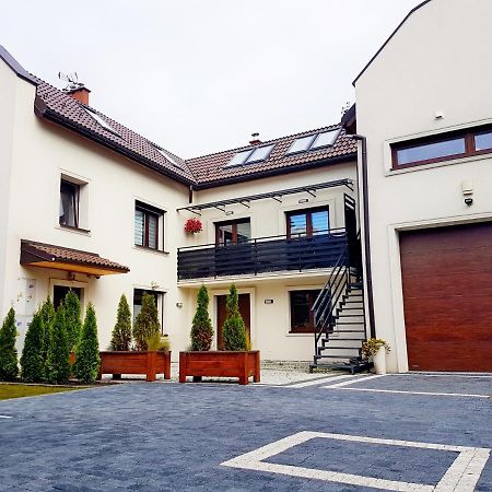 Apartament Old England Żywiec Exterior foto
